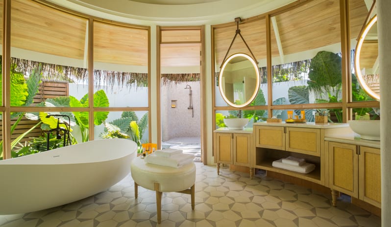 Milaidhoo Island Maldives-Beach pool villa bathroom 01_13647